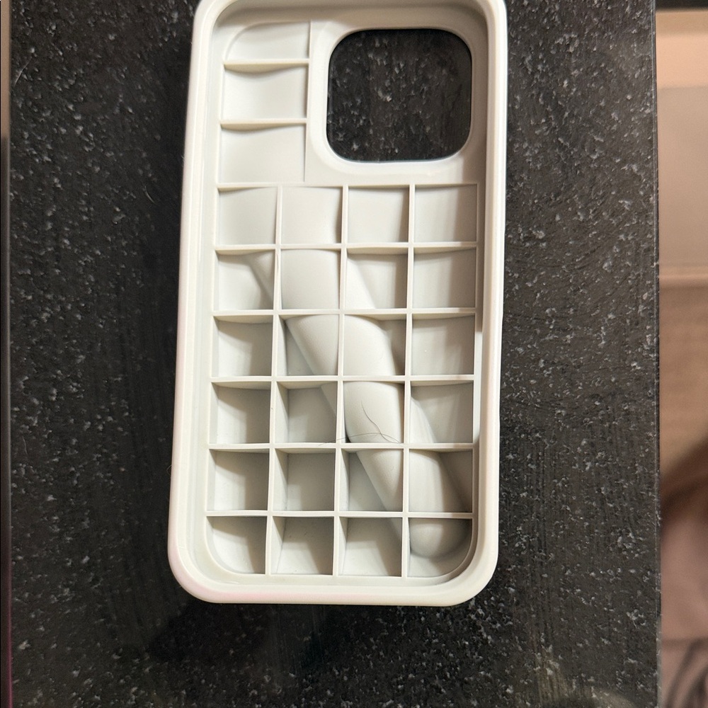 RHODE Cream Phone Case - Picture 2 of 4
